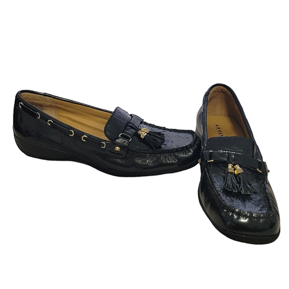3/$15 🔴 NWOT Array Black Patent Leather Driving Loafers‎, size 9.5 Narrow